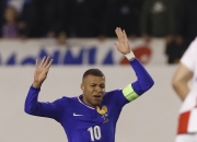 米兰APP下载-克罗地亚队角逐顽强，欧预赛冲刺状态佳