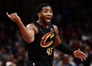 米兰APP下载-猛龙力克骑士，保持不败战绩