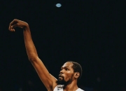 ac米兰-包含勇士B队绝杀意大利男篮，欧文惊艳世界的词条