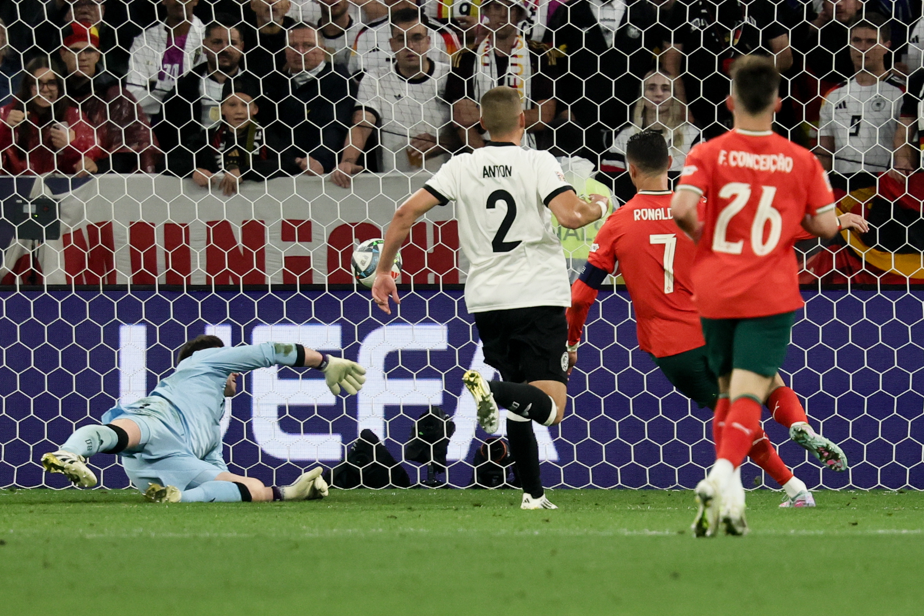 关于葡萄牙憾负摩洛哥遭淘汰，欧国联附加赛痛失晋级机会的信息