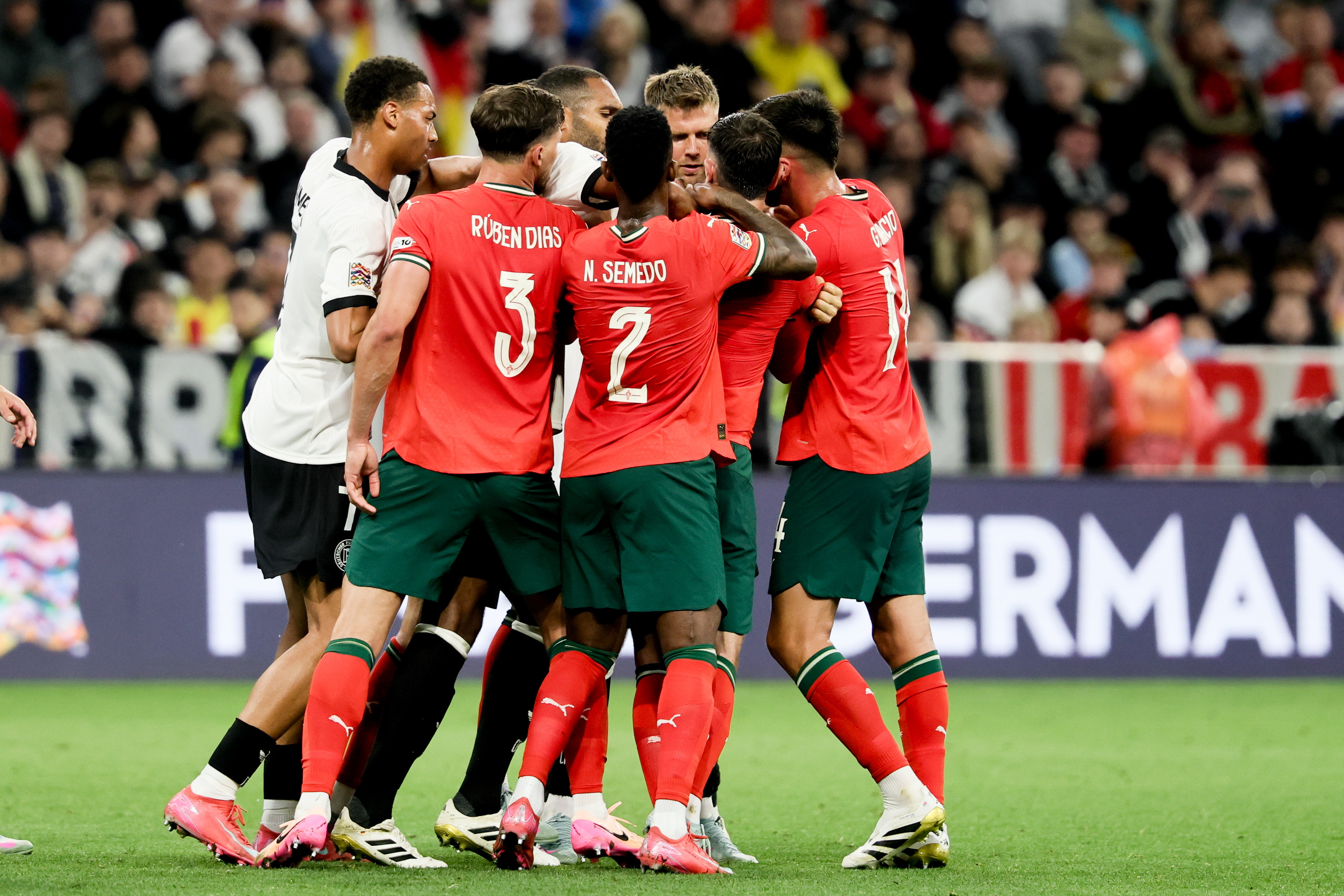 关于葡萄牙憾负摩洛哥遭淘汰，欧国联附加赛痛失晋级机会的信息