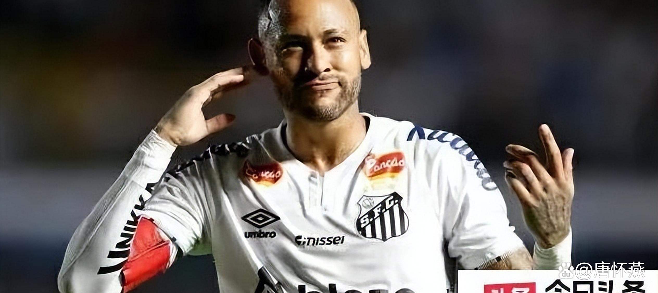 关于里昂前锋不满待遇，或将寻求转会机会的信息