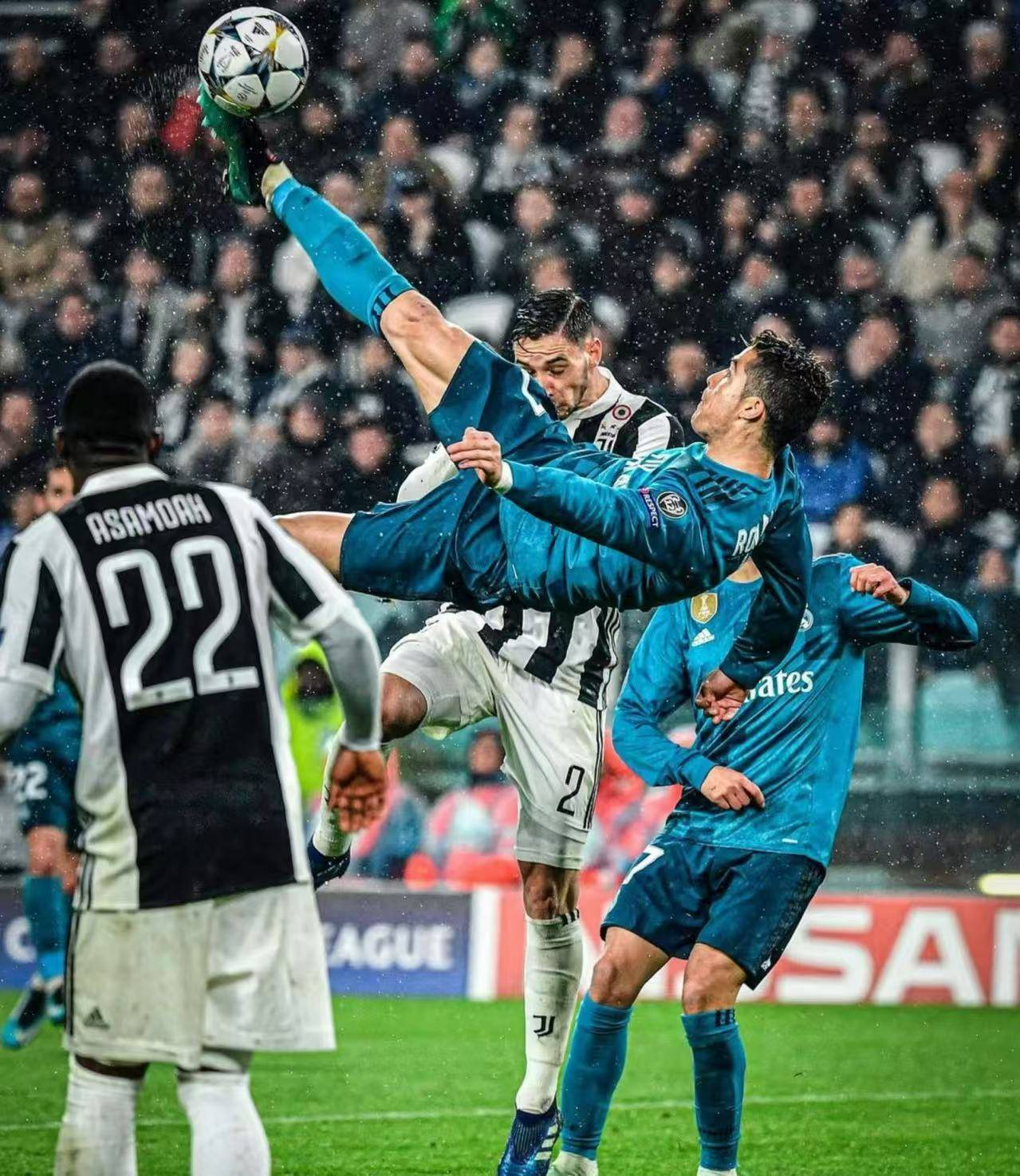 关于佛罗伦萨主场胜利，留在中游位置的信息