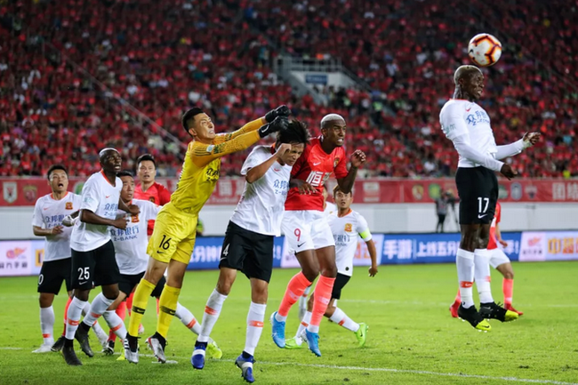 包含广州恒大客场大胜武汉卓尔,稳定战绩的词条 包含广州恒大客场大胜武汉卓尔,稳定战绩的词条