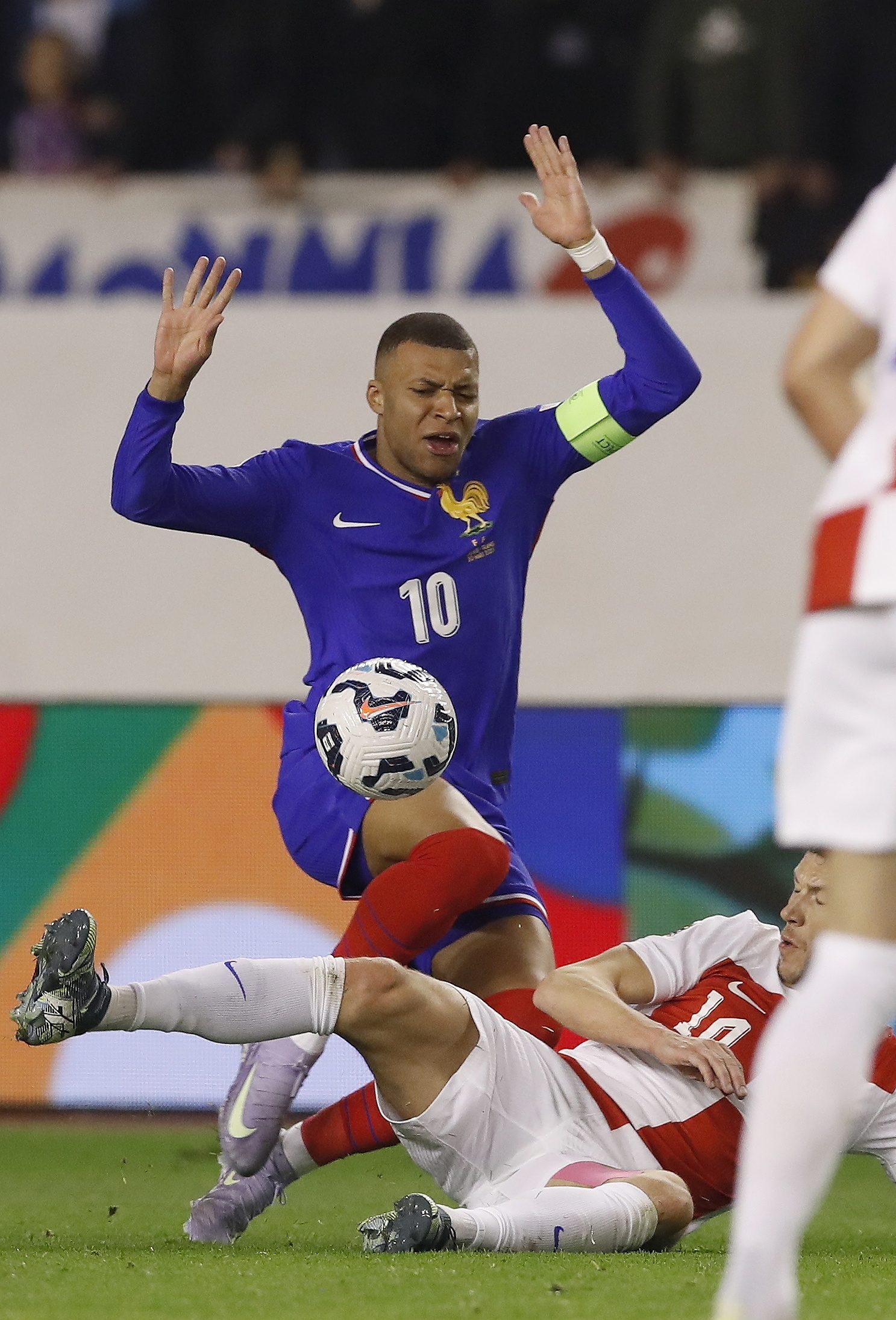 克罗地亚队角逐顽强，欧预赛冲刺状态佳