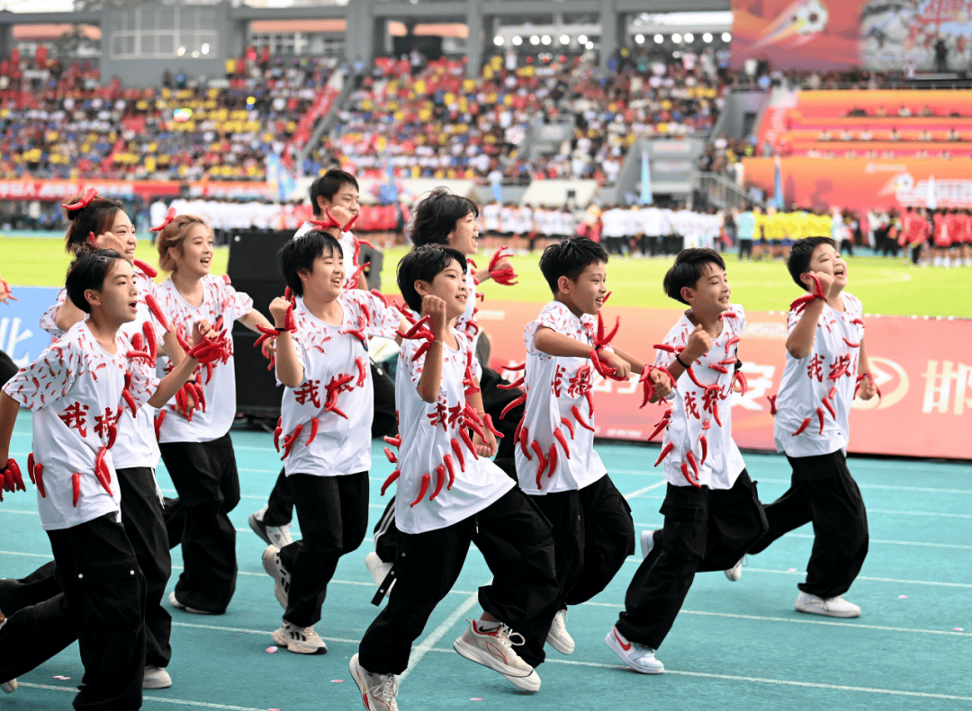 关于比赛高潮迭起,青春飞扬无限可能的信息 关于比赛高潮迭起,青春飞扬无限可能的信息