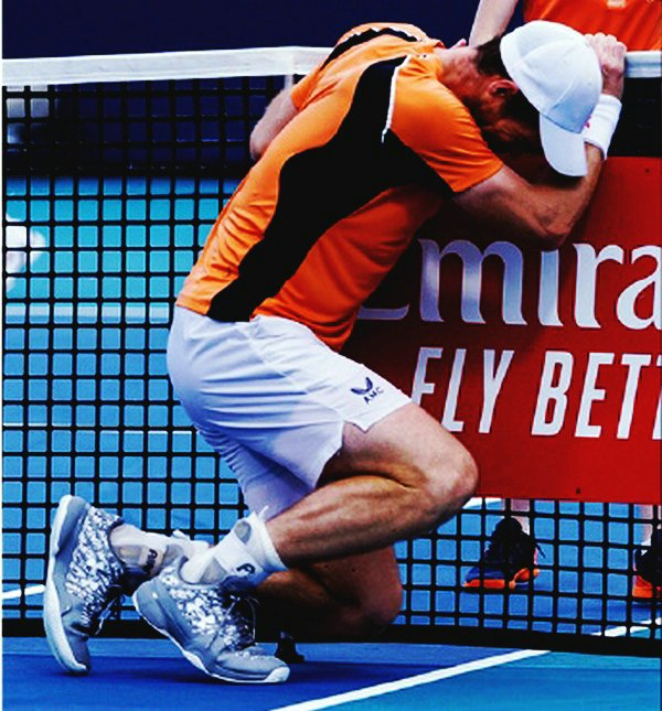 意大利网球队碾压英国网球队,瓦林卡完成帽子戏法 意大利网球队碾压英国网球队,瓦林卡完成帽子戏法