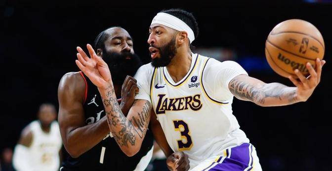 湖人遭遇溃败,被快船逆 湖人遭遇溃败,被快船逆