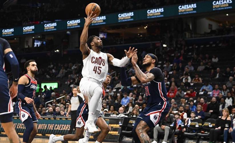 猛龙力克骑士,保持不败战绩 猛龙力克骑士,保持不败战绩