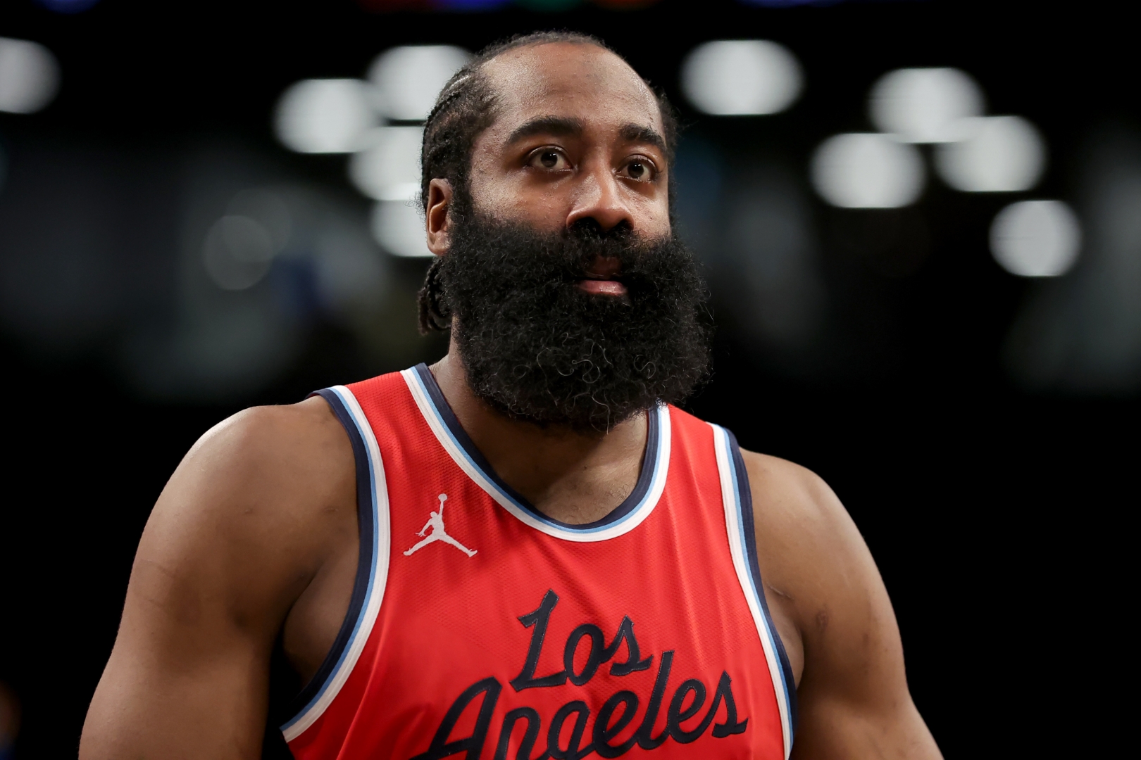 火箭客场战胜国王,哈登三双表现全方位引领胜利 火箭客场战胜国王,哈登三双表现全方位引领胜利