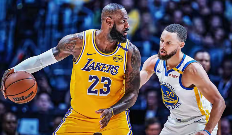 勇士在主场险胜湖人保住榜首 勇士在主场险胜湖人保住榜首