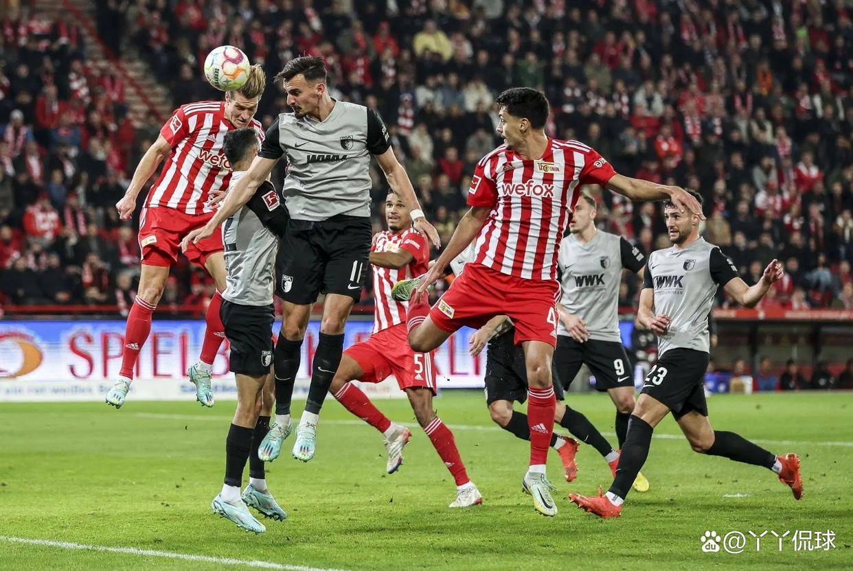 柏林联合横扫汉堡,保持不败纪录继续领跑德甲积分榜 柏林联合横扫汉堡,保持不败纪录继续领跑德甲积分榜